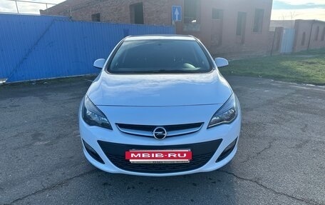 Opel Astra J, 2013 год, 890 000 рублей, 3 фотография