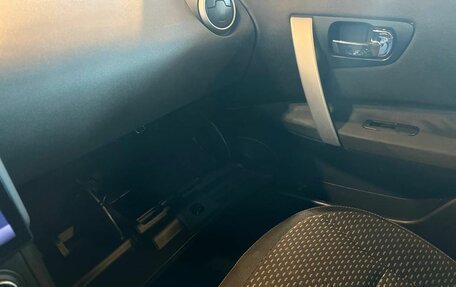 Nissan Qashqai, 2008 год, 590 000 рублей, 27 фотография