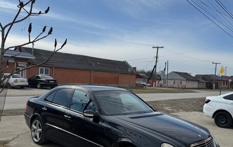 Mercedes-Benz E-Класс, 2004 год, 1 200 000 рублей, 2 фотография