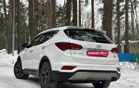 Hyundai Santa Fe III рестайлинг, 2017 год, 2 450 000 рублей, 6 фотография