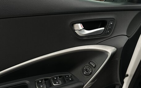 Hyundai Santa Fe III рестайлинг, 2017 год, 2 450 000 рублей, 30 фотография