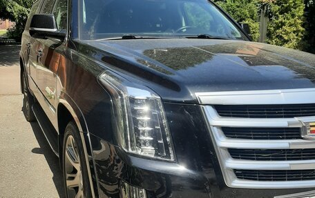 Cadillac Escalade IV, 2017 год, 5 500 000 рублей, 3 фотография