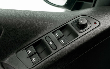 Volkswagen Tiguan I, 2010 год, 860 000 рублей, 22 фотография