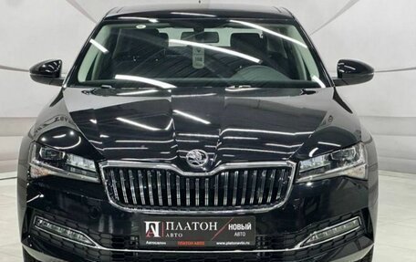 Skoda Superb III рестайлинг, 2025 год, 3 249 000 рублей, 2 фотография