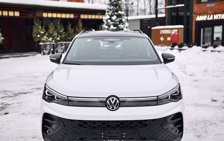 Volkswagen Tiguan, 2025 год, 4 780 000 рублей, 4 фотография