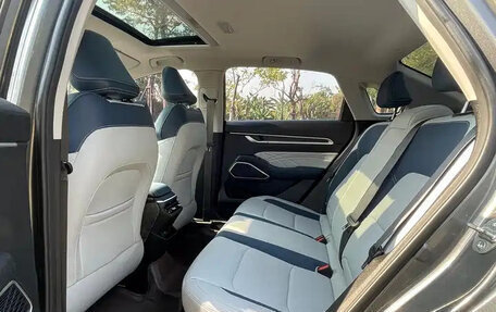 Geely Emgrand, 2023 год, 1 520 000 рублей, 16 фотография