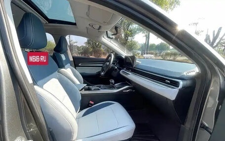 Geely Emgrand, 2023 год, 1 520 000 рублей, 18 фотография