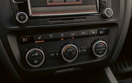 Volkswagen Jetta VI, 2012 год, 995 000 рублей, 15 фотография