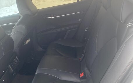 Toyota Camry, 2020 год, 3 000 000 рублей, 14 фотография