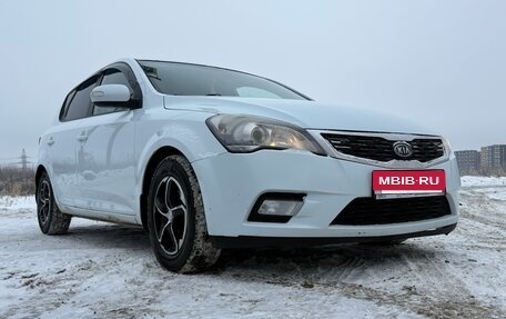 KIA cee'd I рестайлинг, 2011 год, 700 000 рублей, 2 фотография