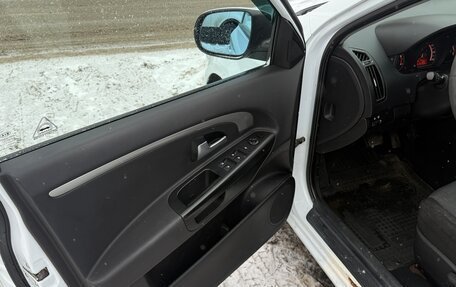 KIA cee'd I рестайлинг, 2011 год, 700 000 рублей, 20 фотография