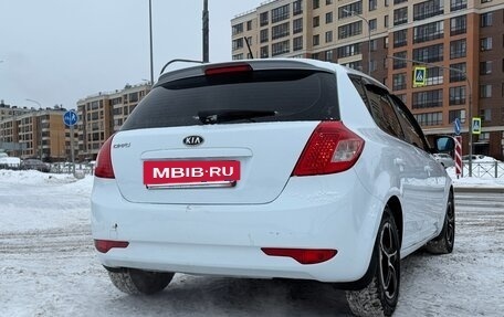 KIA cee'd I рестайлинг, 2011 год, 700 000 рублей, 14 фотография