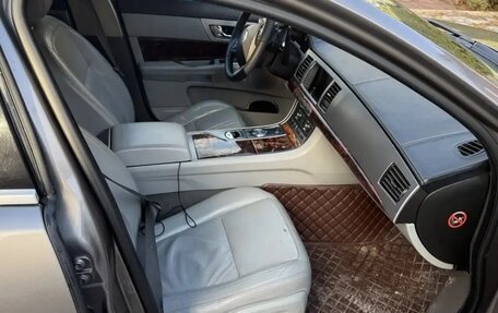 Jaguar XF I рестайлинг, 2008 год, 950 000 рублей, 11 фотография