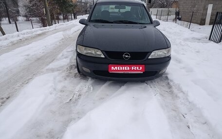 Opel Vectra B рестайлинг, 1996 год, 280 000 рублей, 1 фотография