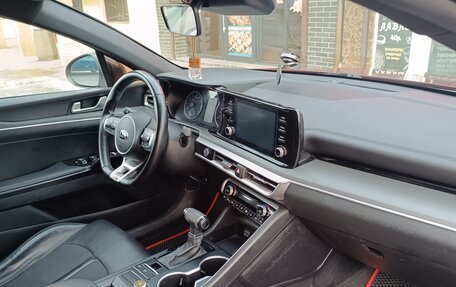 KIA K5, 2021 год, 2 300 000 рублей, 13 фотография