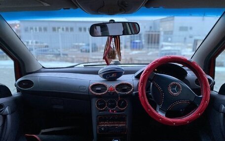 Mercedes-Benz A-Класс, 2000 год, 240 000 рублей, 5 фотография