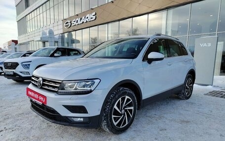 Volkswagen Tiguan II, 2018 год, 2 450 000 рублей, 3 фотография