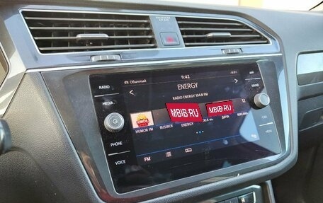 Volkswagen Tiguan II, 2018 год, 2 450 000 рублей, 10 фотография