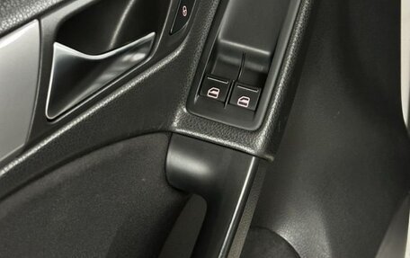 Volkswagen Golf VI, 2010 год, 800 000 рублей, 7 фотография