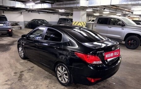 Hyundai Solaris II рестайлинг, 2015 год, 1 100 000 рублей, 8 фотография