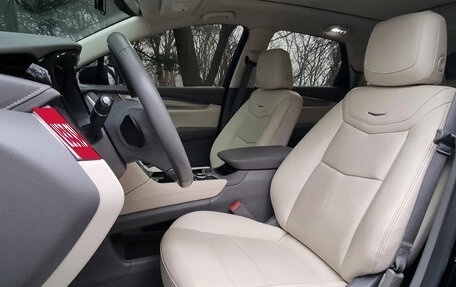 Cadillac XT5 I рестайлинг, 2023 год, 6 370 000 рублей, 7 фотография