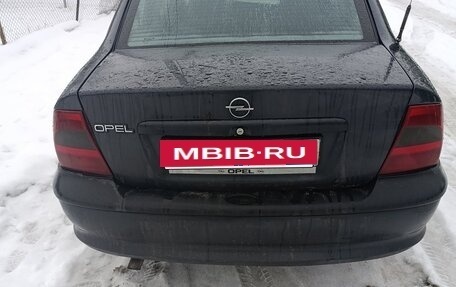 Opel Vectra B рестайлинг, 1996 год, 280 000 рублей, 3 фотография