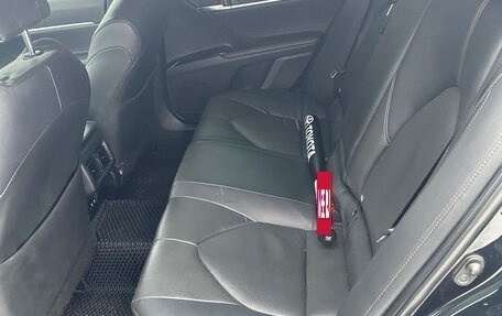 Toyota Camry, 2018 год, 2 200 000 рублей, 7 фотография