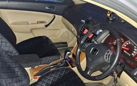 Honda Accord VII рестайлинг, 2003 год, 640 000 рублей, 5 фотография