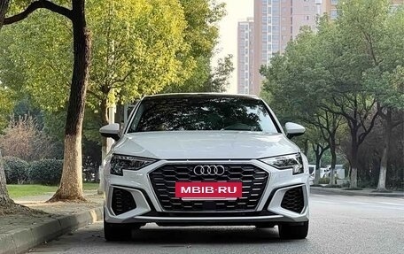 Audi A3, 2023 год, 2 050 000 рублей, 2 фотография