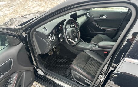 Mercedes-Benz GLA, 2019 год, 2 990 000 рублей, 10 фотография