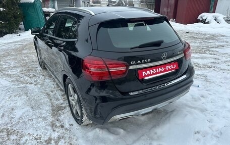 Mercedes-Benz GLA, 2019 год, 2 990 000 рублей, 7 фотография