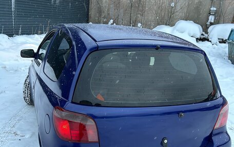 Toyota Yaris I рестайлинг, 2001 год, 165 000 рублей, 7 фотография