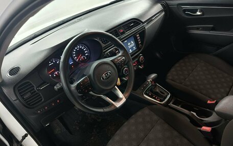 KIA Rio IV, 2020 год, 1 799 000 рублей, 10 фотография