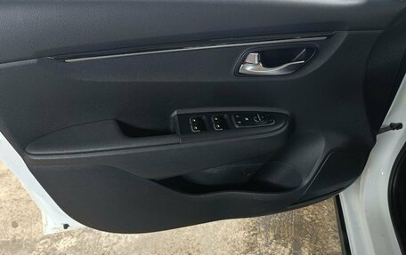 KIA Rio IV, 2020 год, 1 799 000 рублей, 19 фотография