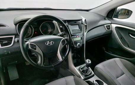 Hyundai i30 II рестайлинг, 2013 год, 869 000 рублей, 10 фотография