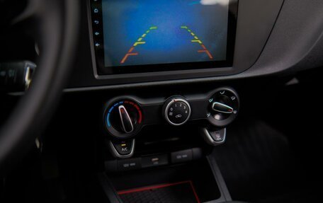 KIA Rio IV, 2021 год, 2 299 000 рублей, 19 фотография