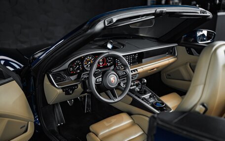 Porsche 911, 2021 год, 11 000 000 рублей, 15 фотография