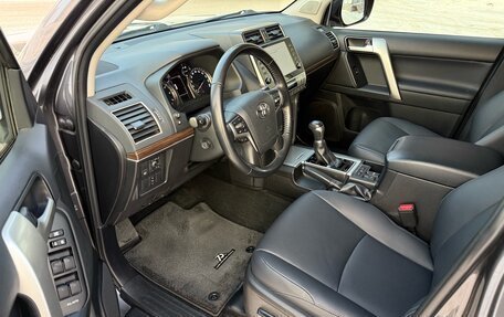 Toyota Land Cruiser Prado 150 рестайлинг 2, 2021 год, 6 250 000 рублей, 7 фотография