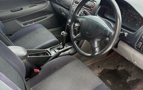 Mitsubishi Galant VIII, 2002 год, 340 000 рублей, 10 фотография