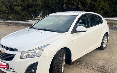 Chevrolet Cruze II, 2013 год, 820 000 рублей, 3 фотография
