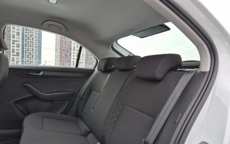 Skoda Rapid II, 2021 год, 1 699 000 рублей, 21 фотография