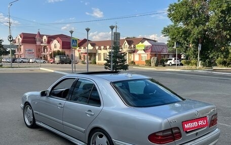 Mercedes-Benz E-Класс, 1997 год, 970 000 рублей, 4 фотография