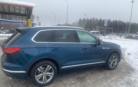 Volkswagen Touareg III, 2019 год, 4 500 000 рублей, 5 фотография