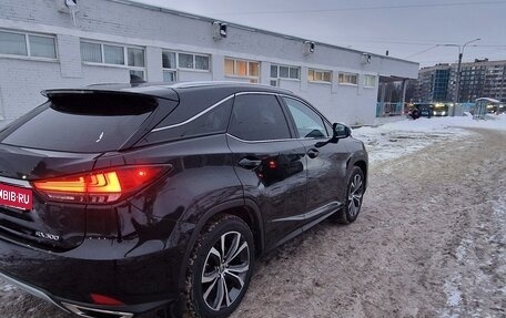 Lexus RX IV рестайлинг, 2021 год, 4 730 000 рублей, 9 фотография