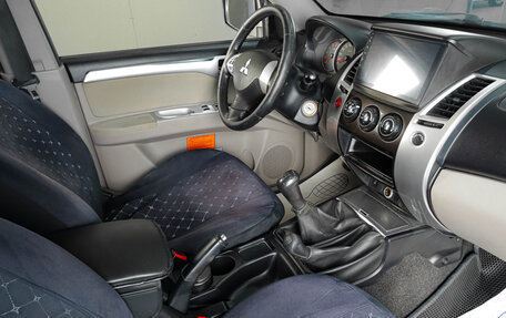 Mitsubishi Pajero Sport II рестайлинг, 2008 год, 1 549 000 рублей, 11 фотография