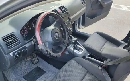 Volkswagen Jetta VI, 2010 год, 400 000 рублей, 2 фотография