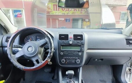 Volkswagen Jetta VI, 2010 год, 400 000 рублей, 4 фотография