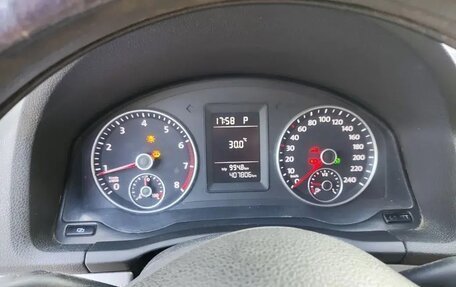 Volkswagen Jetta VI, 2010 год, 400 000 рублей, 5 фотография