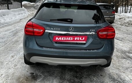 Mercedes-Benz GLA, 2014 год, 1 950 000 рублей, 4 фотография
