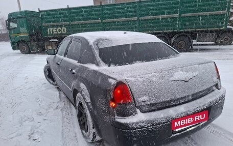 Chrysler 300C II, 2004 год, 860 000 рублей, 6 фотография